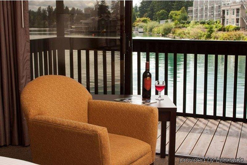 Lakeshore Inn Lake Oswego Exterior photo
