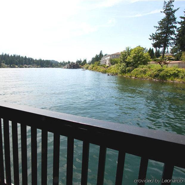 Lakeshore Inn Lake Oswego Exterior photo