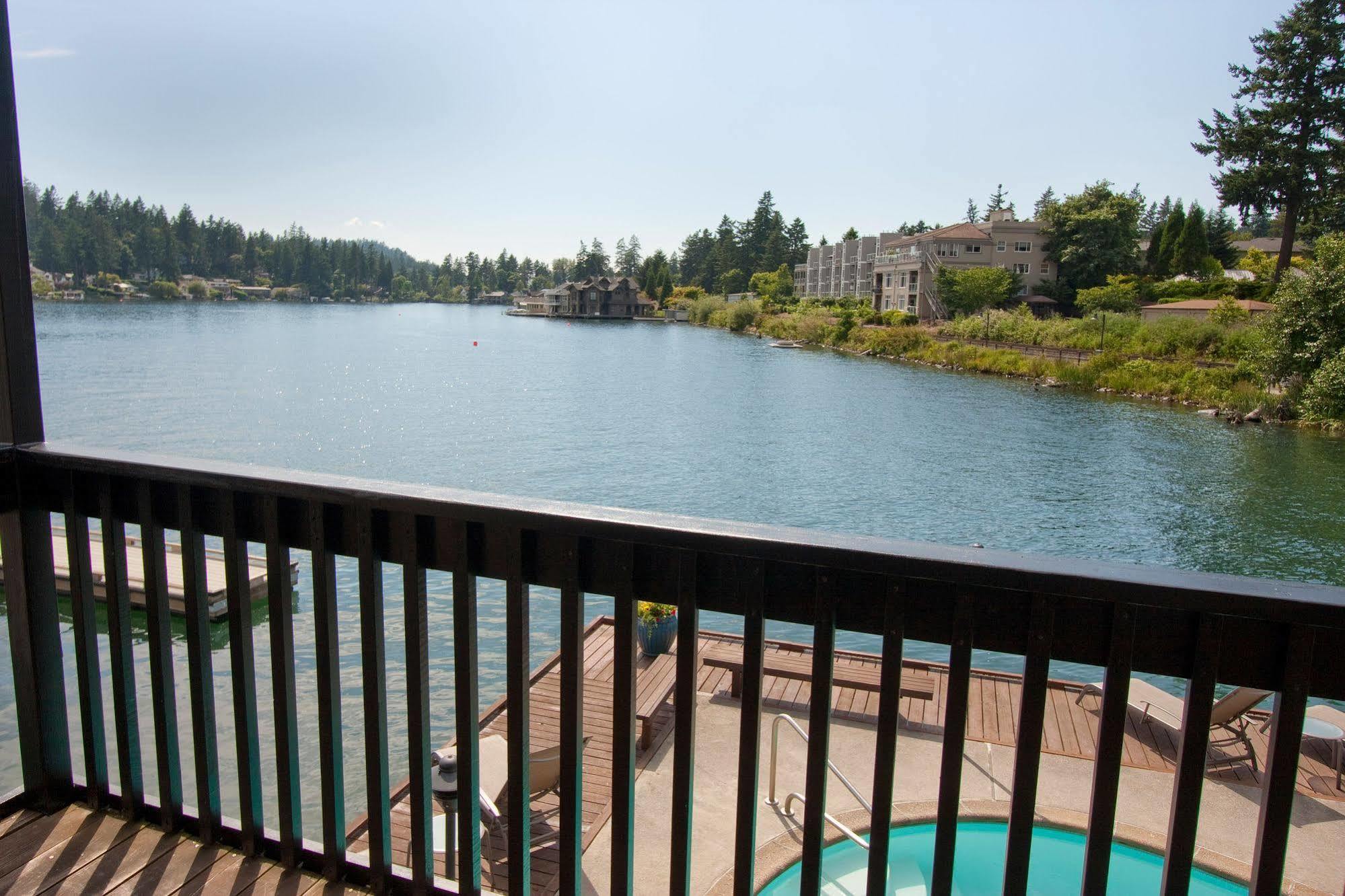 Lakeshore Inn Lake Oswego Exterior photo