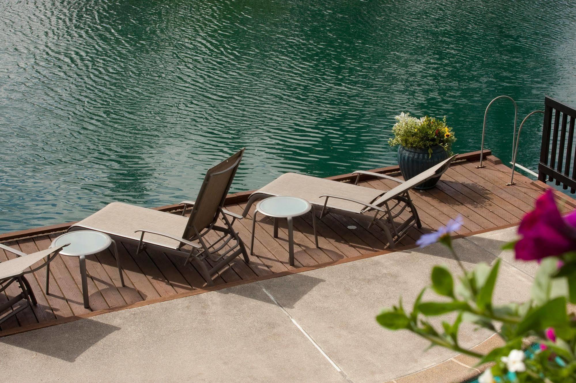 Lakeshore Inn Lake Oswego Facilities photo